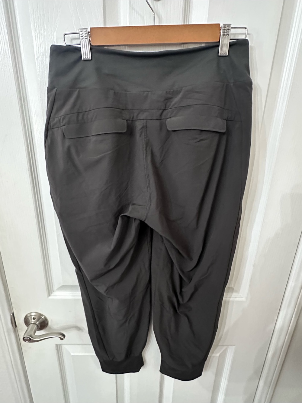 Athleta Trekkie North Joggers Dark Gray Charcoal Size 6 - GUC - Picture 5 of 6